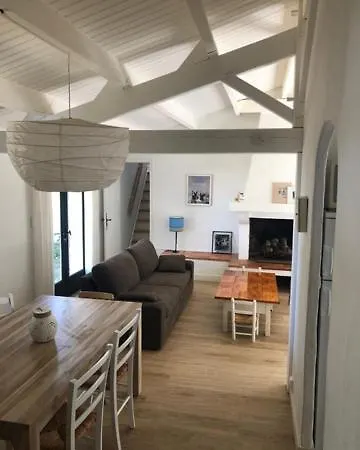 Entre Plage Et Foret A Noirmoutier Feriehus